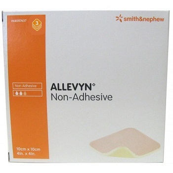 MEDICAZIONE IDROCELLULARE STERILE ALTAMENTE ASSORBENTE NON ADESIVA IN SCHIUMA DI POLIURETANO 10X10CM 3 PEZZI - farmacialombardia.it